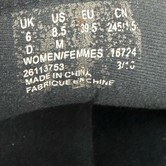 Clark's Navy Whistle Bea Pebbled Leather Ankle Boots Size 8.5 - Picture 7 of 7